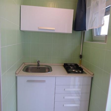 Galagonyas Apartman เอ็กเกอร์ ห้อง รูปภาพ